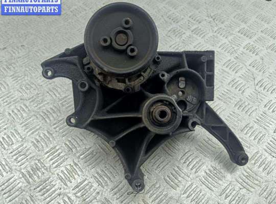 Кронштейн генератора VG2680077 на Volkswagen Passat B5