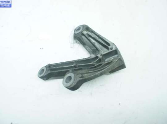 купить Кронштейн КПП опорный на Ford Focus II (2004-2011)