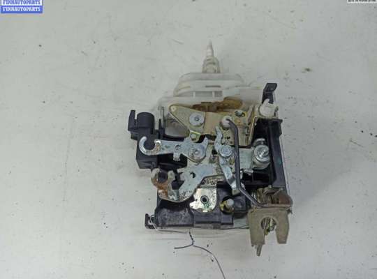 купить Замок двери передней правой на Audi A4 B5 (1994-2001)