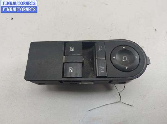 купить Блок кнопок управления стеклоподъемниками на Opel Astra H (2004-2009)