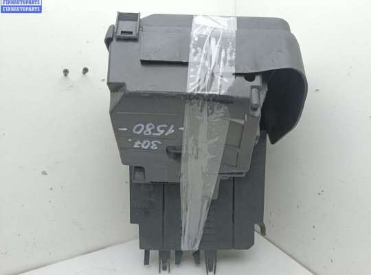 купить Корпус блока предохранителей на Peugeot 307