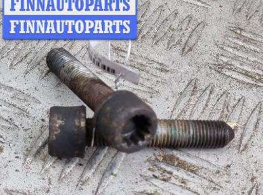 купить Болт крепления на Volkswagen Touran