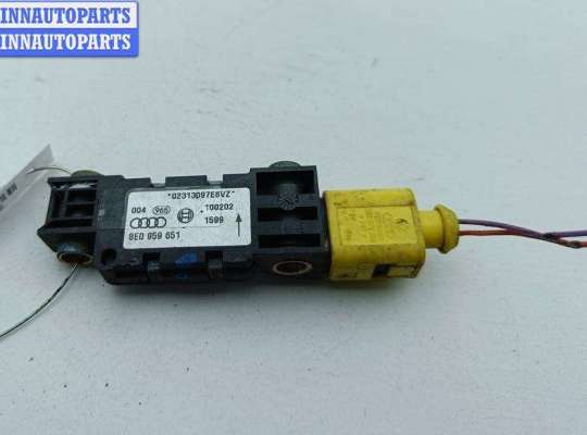 купить Датчик удара (Airbag) на Audi A4 B6 (2001-2004)