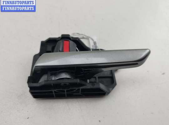 купить Ручка двери внутренняя задняя левая на Mazda 3 (2018- ) BP