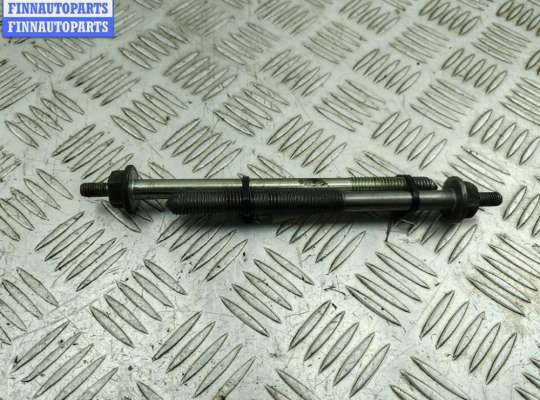 купить Болт крепления на Volkswagen Golf-5