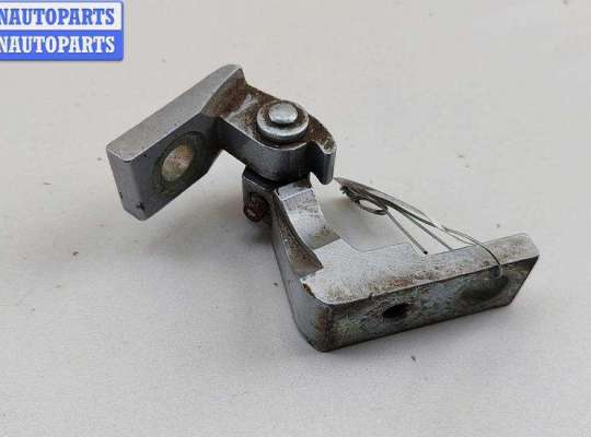 купить Петля двери передней левой на Audi A6 C6 (2004-2011)