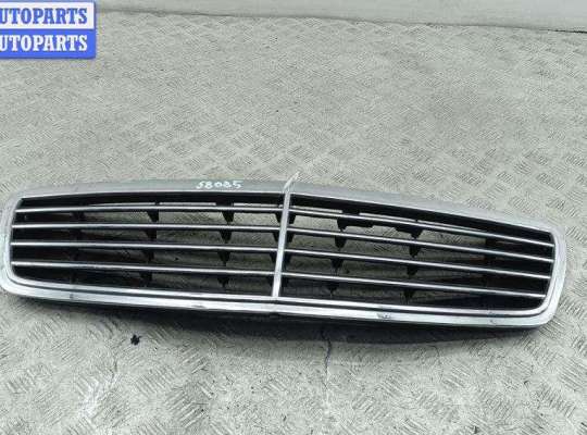 купить Решетка радиатора на Mercedes C-Class W203 (2000-2006)