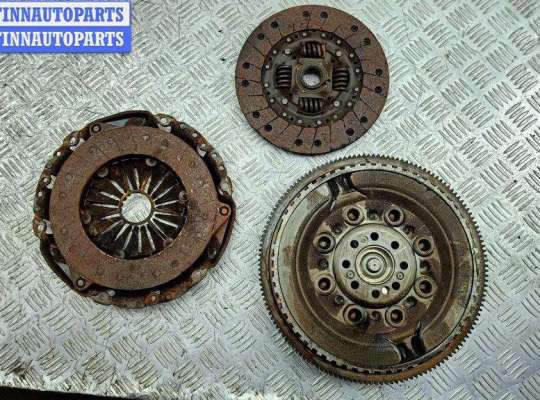 купить Маховик на Mercedes C-Class W203 (2000-2006)