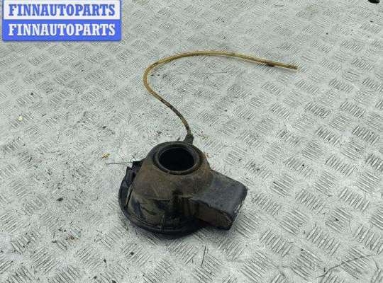 купить Лючок бака на Volkswagen Passat B6