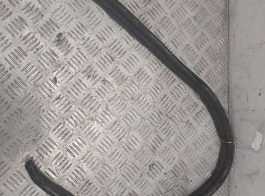 Купить Уплотнитель капота на Citroen Jumper (2006-2014) Уплотнитель капота FT522151 на Citroen Jumper (2006-2014)