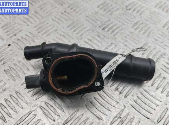 купить Фланец (тройник) системы охлаждения на Volkswagen Caddy (2004-2010)