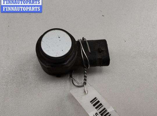 Датчик парковки (парктроник) передний VG2666837 на Volkswagen Golf-6