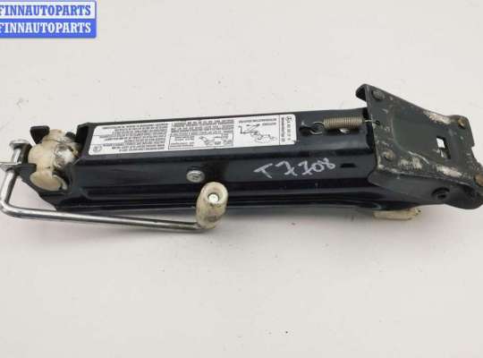 Купить Домкрат на Mercedes C-Class W203 (2000-2006) Домкрат MB1713441 на Mercedes C-Class W203 (2000-2006)