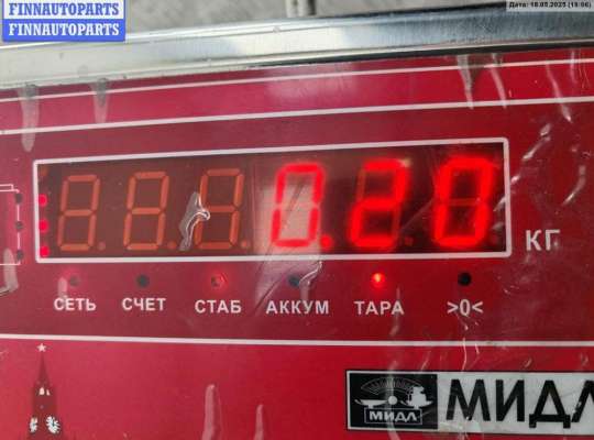 Ограничитель двери на Opel Zafira A