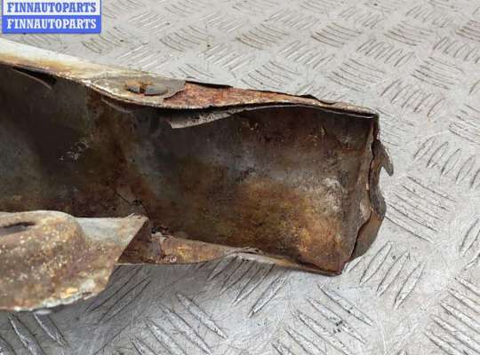 купить Крыло переднее левое на Volkswagen Caddy (2004-2010)