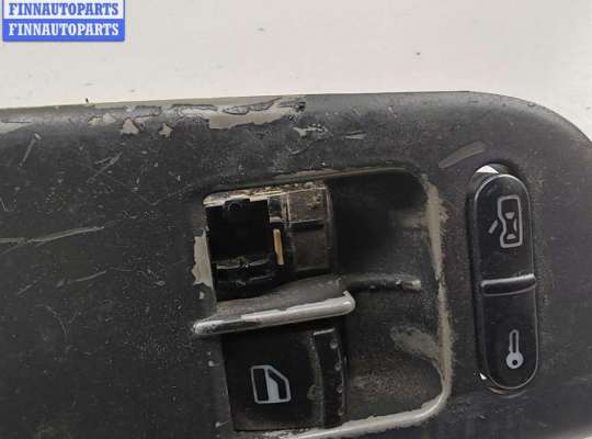 купить Ручка двери внутренняя задняя левая на Ford Galaxy (2000-2006)