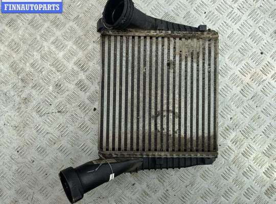 купить Радиатор интеркулера на Volkswagen Touareg