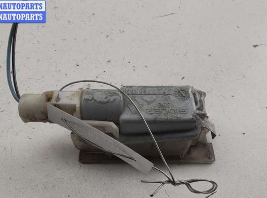 купить Подсветка номера на Renault Megane II (2002-2008)