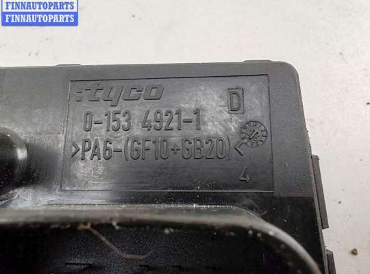 купить Блок предохранителей на Opel Astra H (2004-2009)