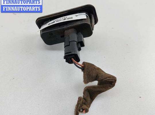 купить Кнопка открывания багажника на Renault Megane II (2002-2008)