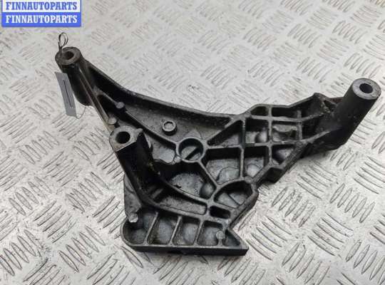 купить Кронштейн двигателя опорный на Volkswagen Caddy (2004-2010)