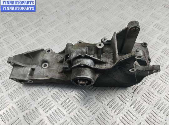 купить Кронштейн генератора на Volkswagen Passat B5