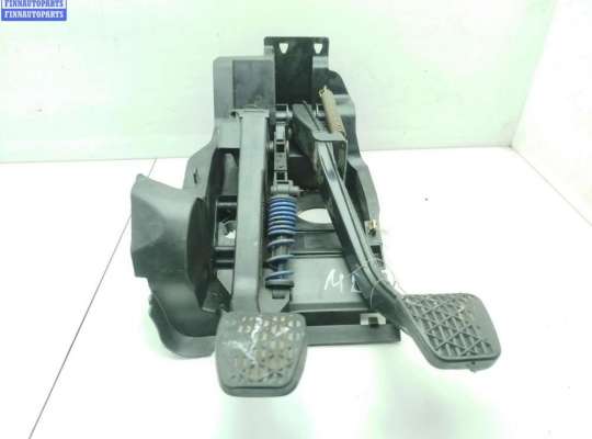 купить Узел педальный на Mercedes C-Class W203 (2000-2006)