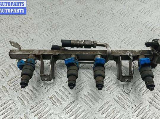 Форсунка топливная (комплект) AU1668623 на Audi A4 B5 (1994-2001)