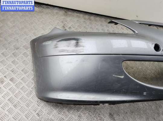 Бампер передний на Peugeot 307