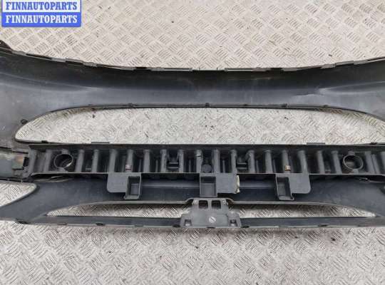 Бампер передний на Peugeot 307