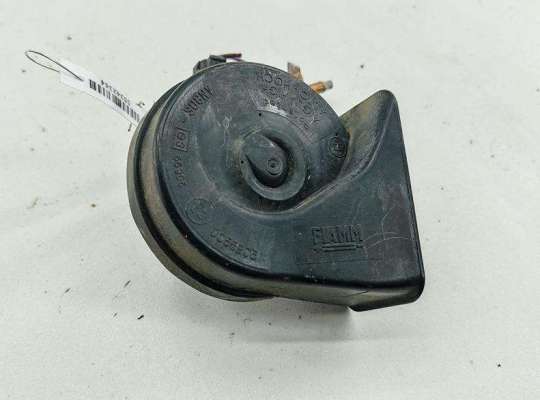 Купить Сигнал (клаксон) на BMW 3 E46 (1998-2006) Сигнал (клаксон) BM3584463 на BMW 3 E46 (1998-2006)