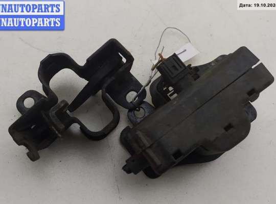 Замок капота MB1487348 на Mercedes C-Class W203 (2000-2006)