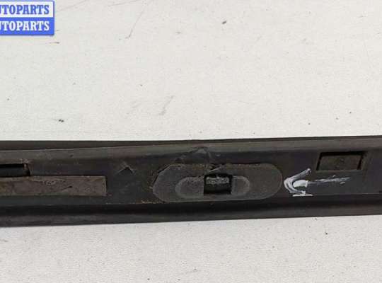 купить Молдинг лобового стекла на Ford Mondeo III (2000-2007)