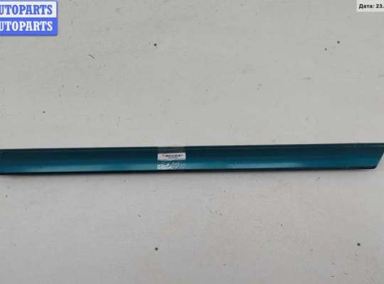 купить Молдинг двери задней левой на Mercedes C-Class W202 (1993-2000)