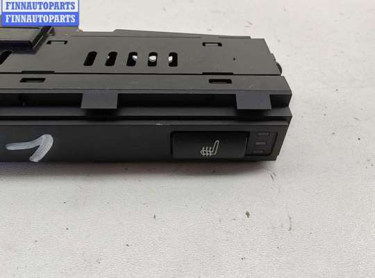 купить Кнопка обогрева сидений на BMW 3 E46 (1998-2006)