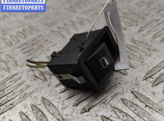 купить Кнопка стеклоподъемника заднего правого на BMW 3 E46 (1998-2006)