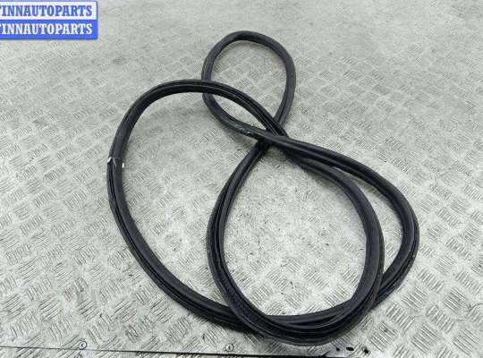 купить Уплотнитель крышки (двери) багажника на Volkswagen Passat B6