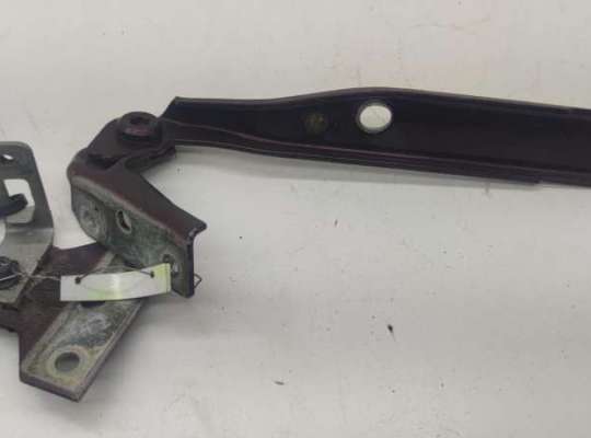 купить Петля капота левая на Audi A6 C4 (1994-1997)