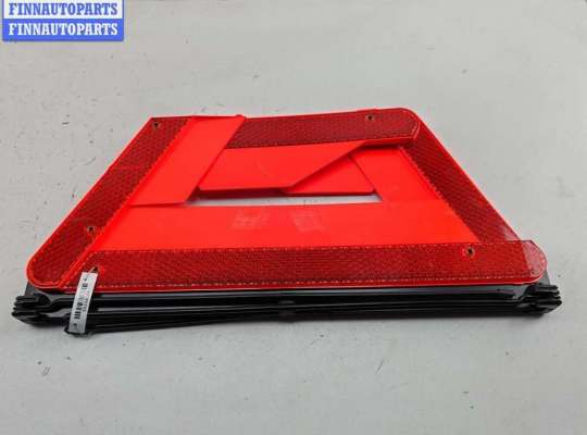 купить Знак аварийной остановки на Audi A6 C5 (1997-2005)