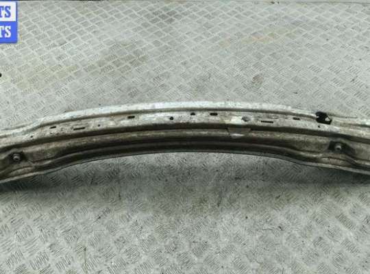 купить Усилитель бампера переднего на BMW 3 E46 (1998-2006)