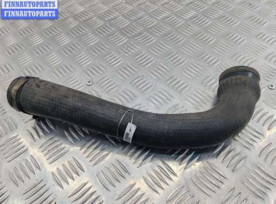 купить Патрубок интеркулера на Opel Zafira B (2004-2014)