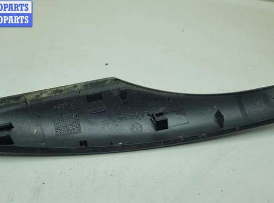 купить Накладка (заглушка) рейлинга на Volkswagen Passat B5+ (GP)