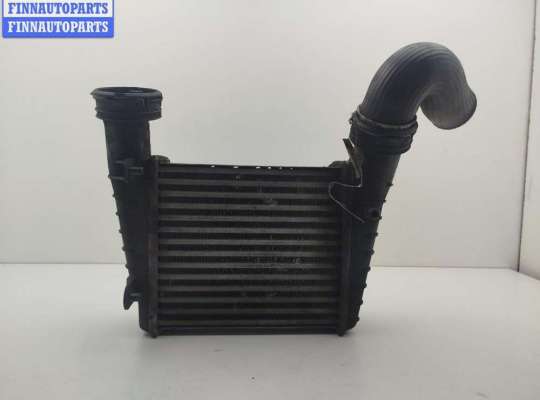 Радиатор интеркулера VG2723936 на Volkswagen Passat B5+ (GP)