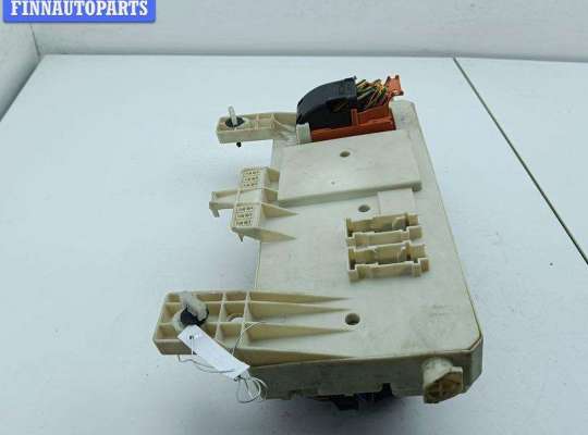 купить Блок предохранителей на Volvo S40 / V50 (2004-2013)