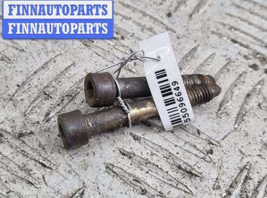 купить Болт крепления на Volkswagen Golf-3