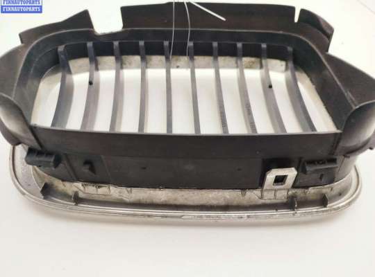 купить Решетка радиатора на BMW 3 E46 (1998-2006)