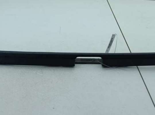 купить Накладка подсветки номера на Volkswagen Golf-3