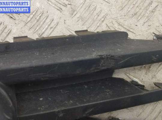 купить Рамка фары противотуманной левой на Opel Vectra C (2002-2008)