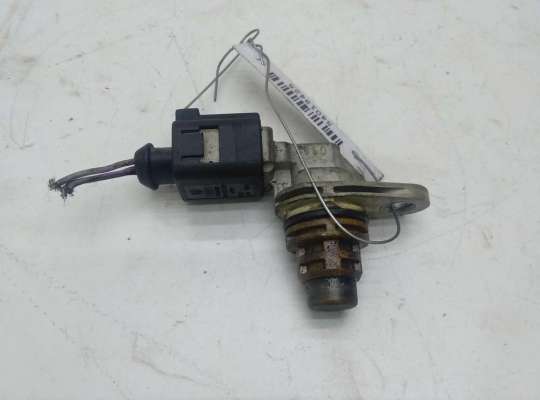 купить Датчик положения распредвала на Volkswagen Bora