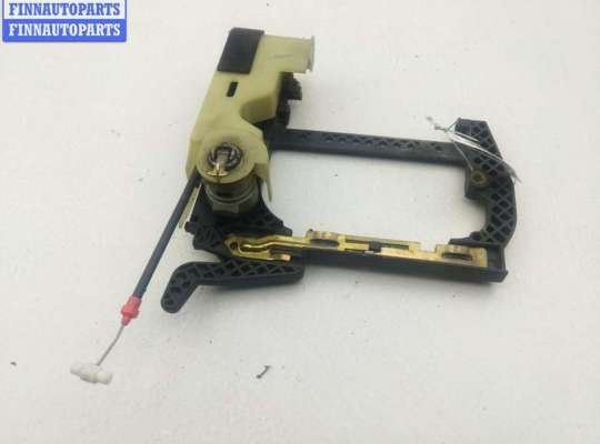 купить Корпус (держатель) ручки двери передней левой на BMW 5 E39 (1995-2003)